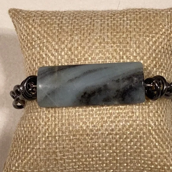 Calcite Stone Bracelet - Picture 2 of 4